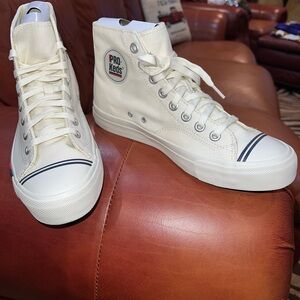 Pro-Keds Men's Off-White High-Top Sneakers. Size 8M. NWT